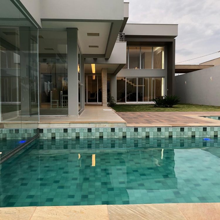 30+Luxurious Swimming Pool Design Ideas For Your Home