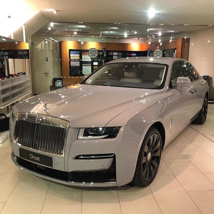 30 Most Beautiful And Best New Rolls Royce Ghost Cars