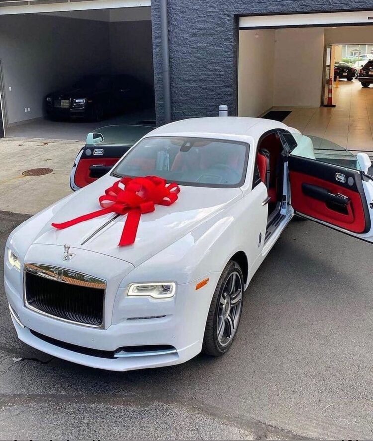 30 Most Beautiful And Best New Rolls Royce Ghost Cars