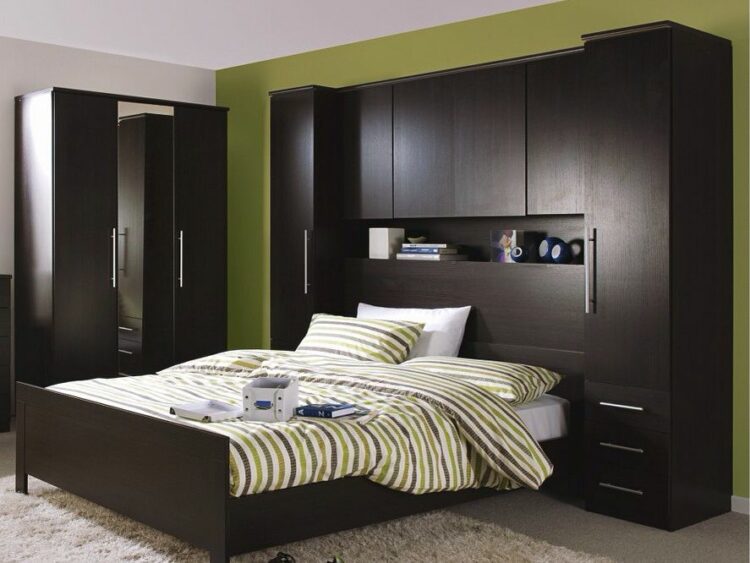 Amazing 33 Tiny Bedroom Hacks To Maximize Your Space