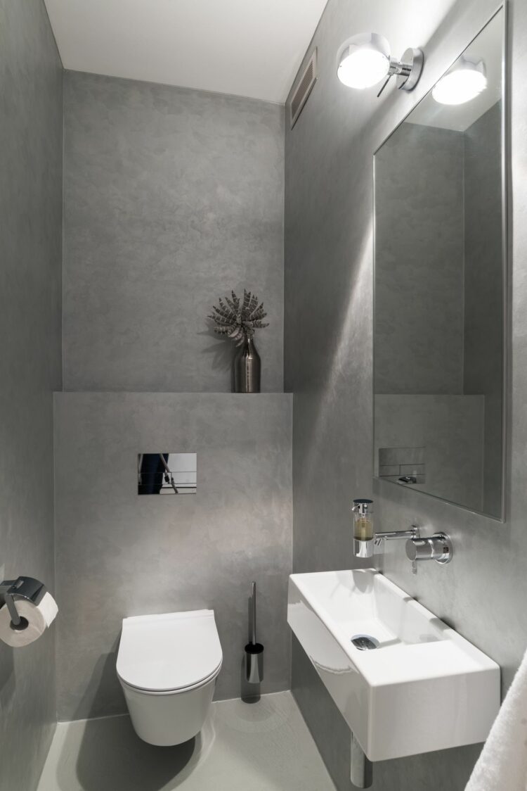 Amazing 30 Tiny Bathroom Ideas