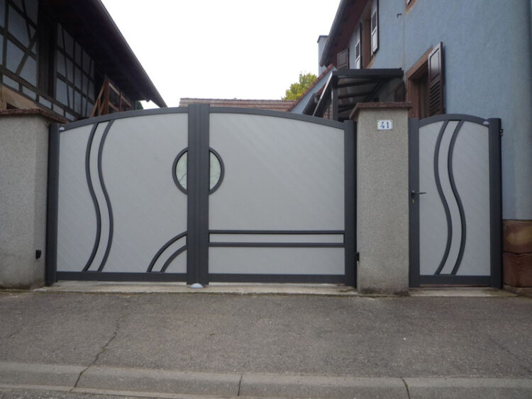Amazing Iron Gate Design Ideas