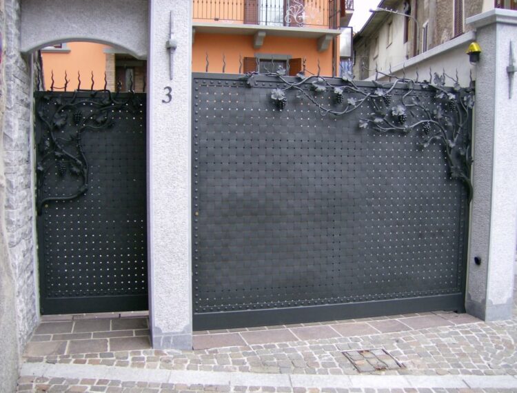 Amazing Iron Gate Design Ideas