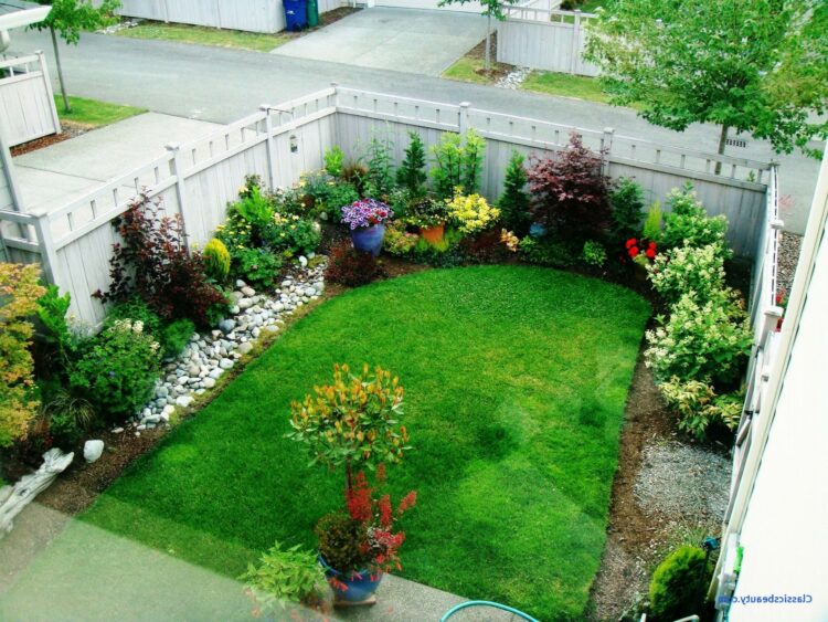 30 Vibrant Small Garden To Inspire You
