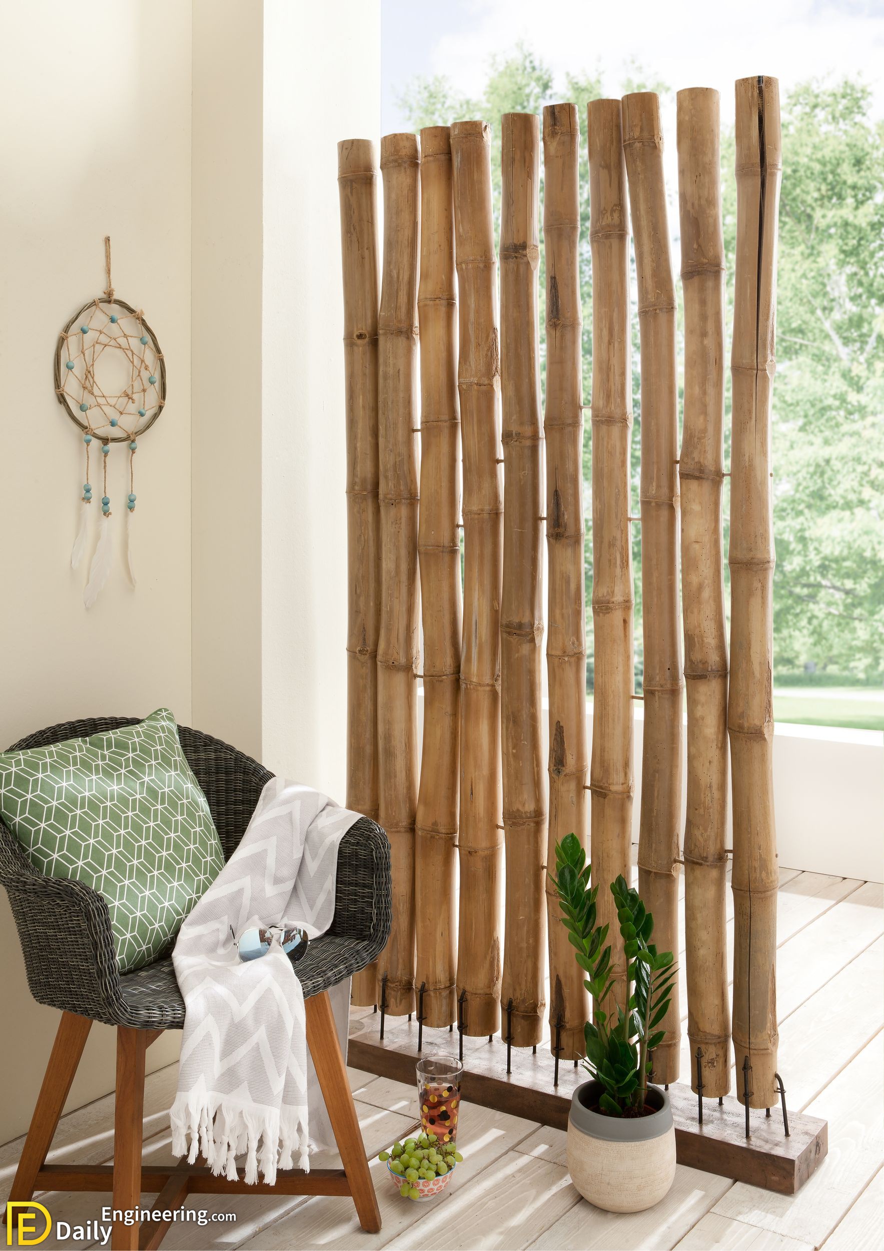 Бамбуковые стены купить. Декорация из бамбука. Бамбуковые перегородки. Бамбук в интерьере квартиры. Декор стен бамбуком.